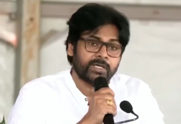 Andhra Pradesh Deputy CM Pawan Kalyan addresses Karnataka fans in Kannada during the birthday celebration of retired Justice V. Gopal Gowda in Chikkaballapur, emphasizing mutual respect and cultural unity between Andhra Pradesh and Karnataka.